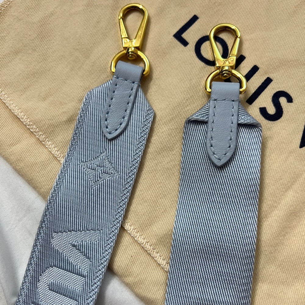 LV Louis Vuitton Over The Moon Shoulder Handbag Bag Purse Chain. - Picture 12 of 14